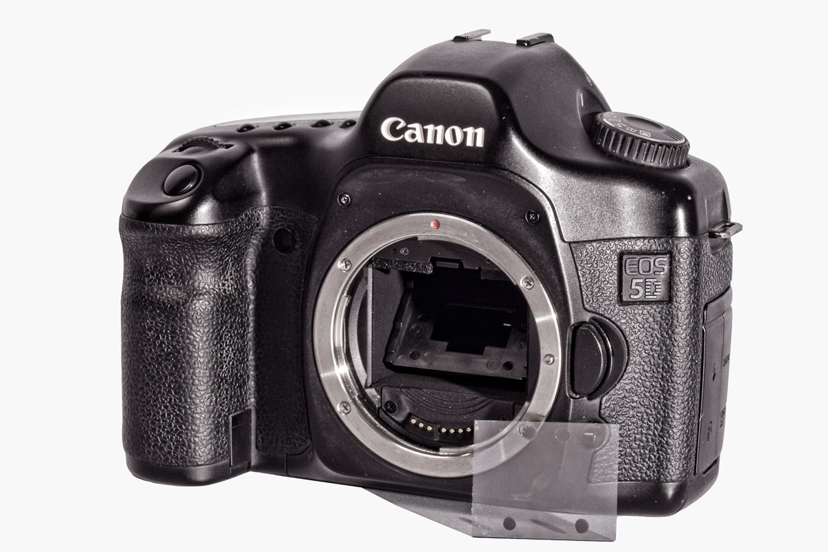 Canon EOS 5D Mirror Problem – It fell off!