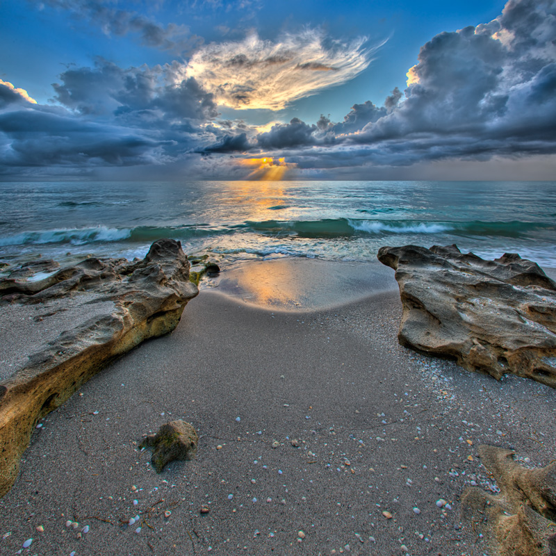 Carlin Park Sunrise at Beach – Jupiter, Florida