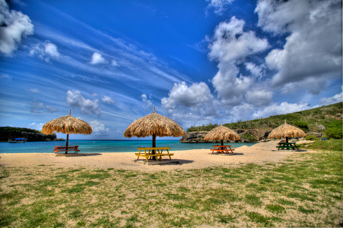 Photomatix Monday – Beautiful Curacao Beach