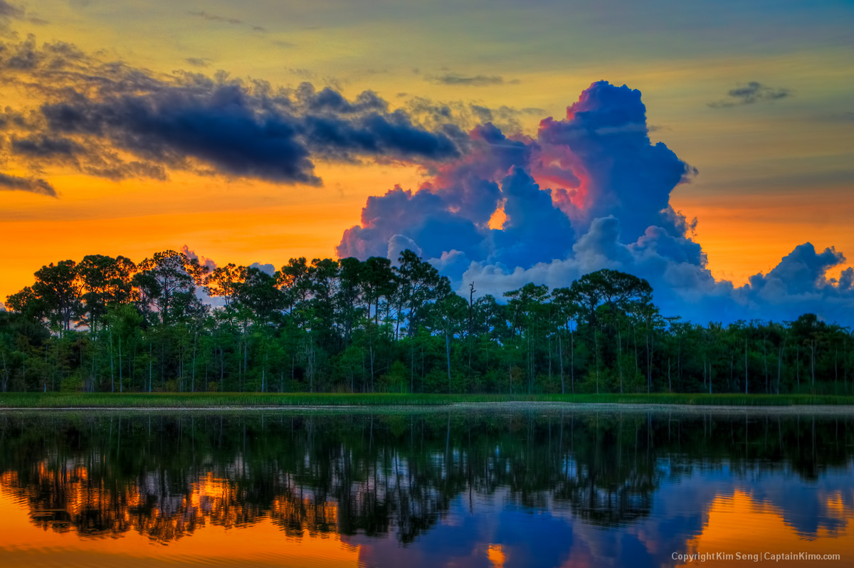 Sunrise at Cow Pen Lake in Riverbend Park Jupiter Florida
