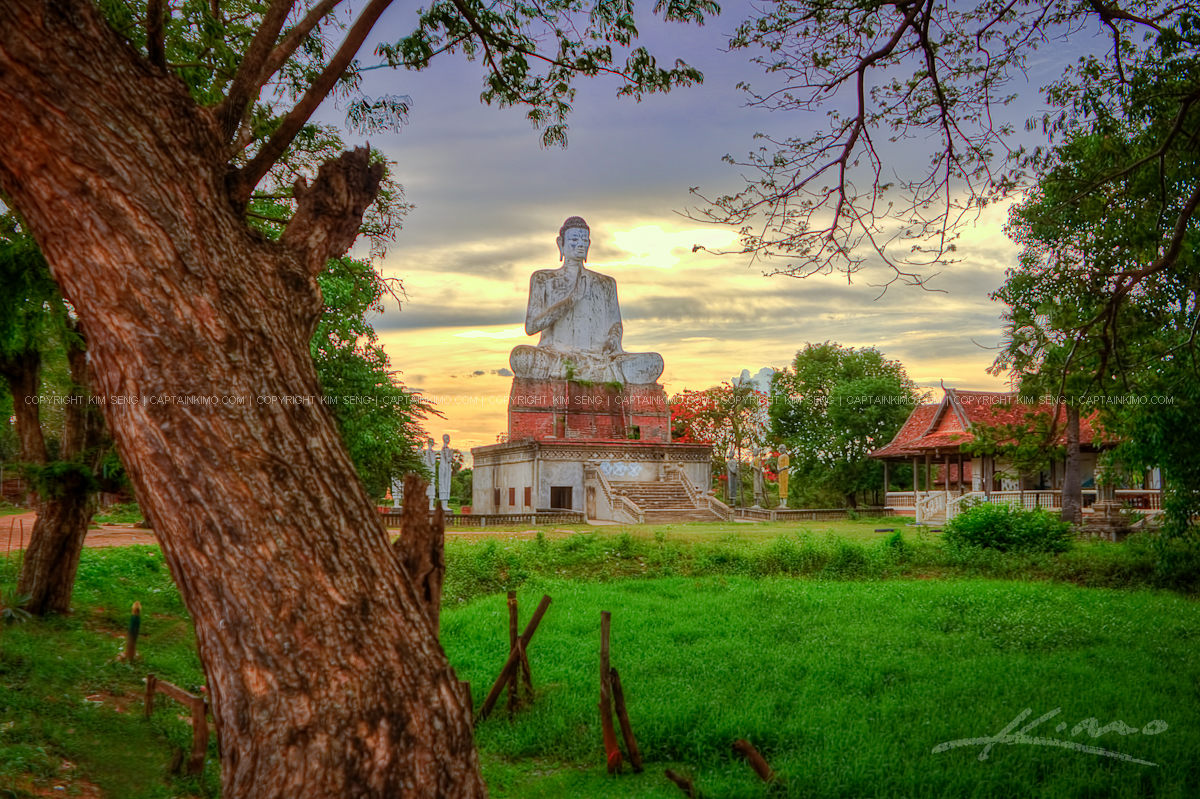Buddha Statue at Phnom Ek Battambang