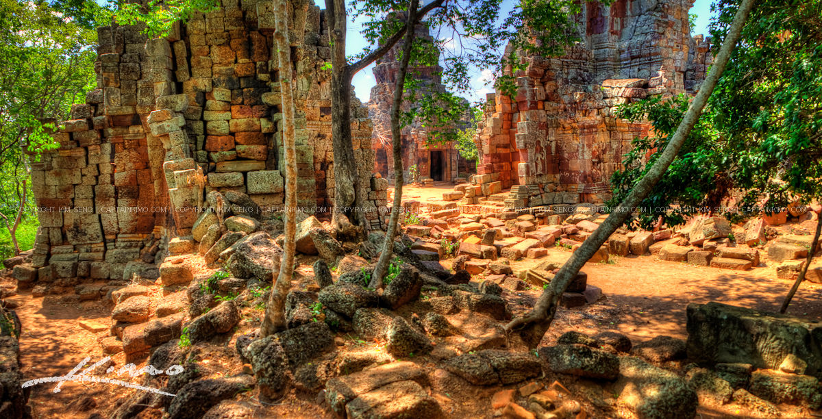 Phnom Banan Acient Angkor Style Ruins Battambang Cambodia