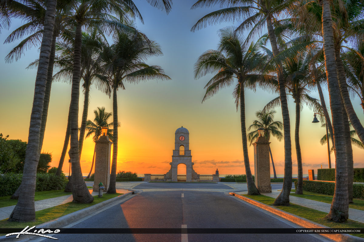 Sunrise at Worth Avenue on Palm Beach Island