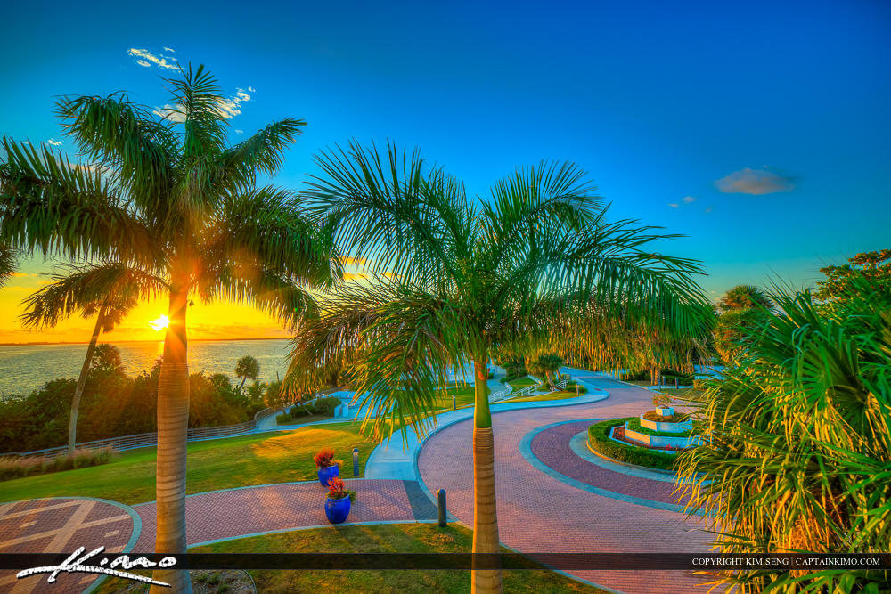 Tuckahoe Mansion Jensen Beach Florida Front Driveway